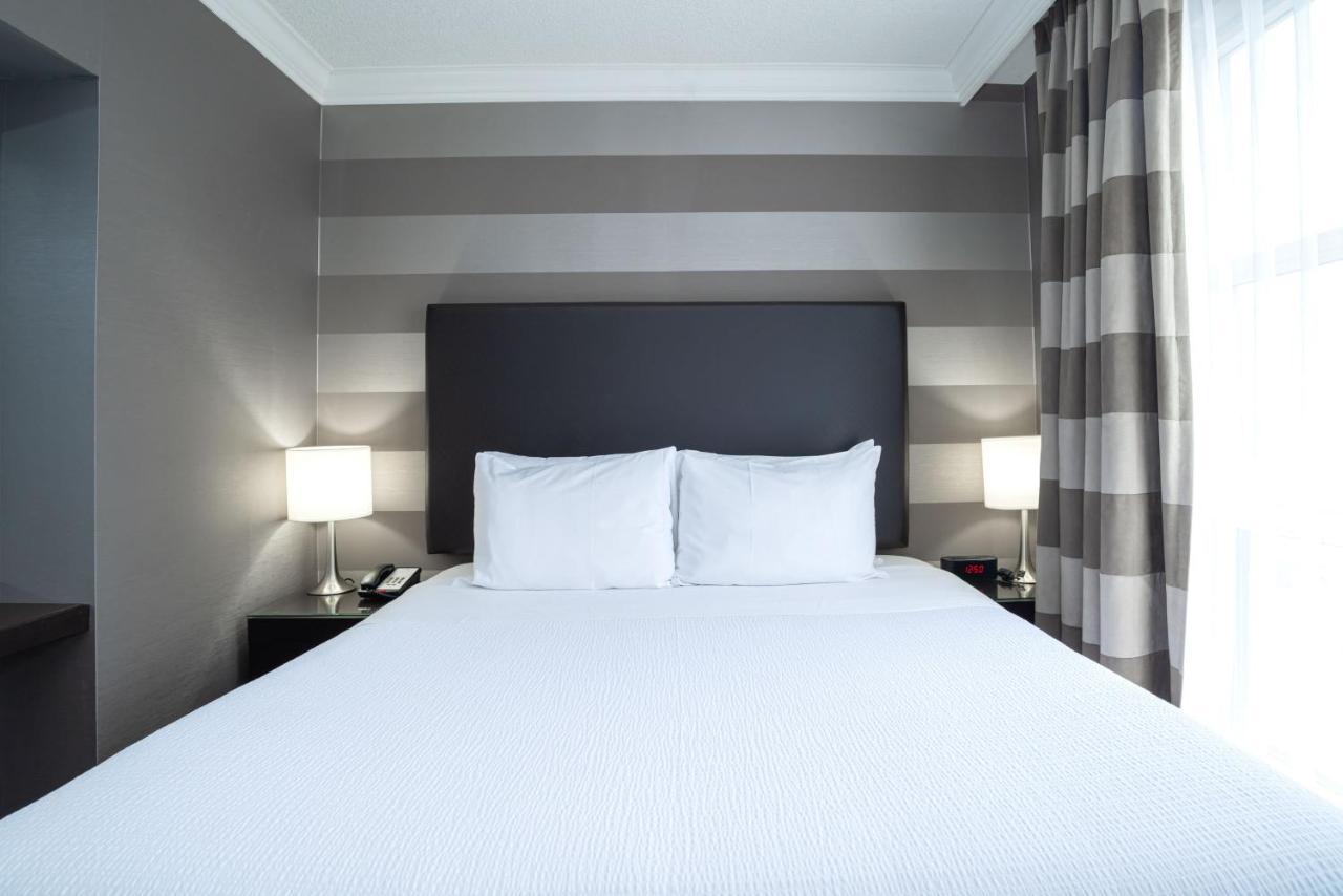 Hotel Sandman Signature Mississauga