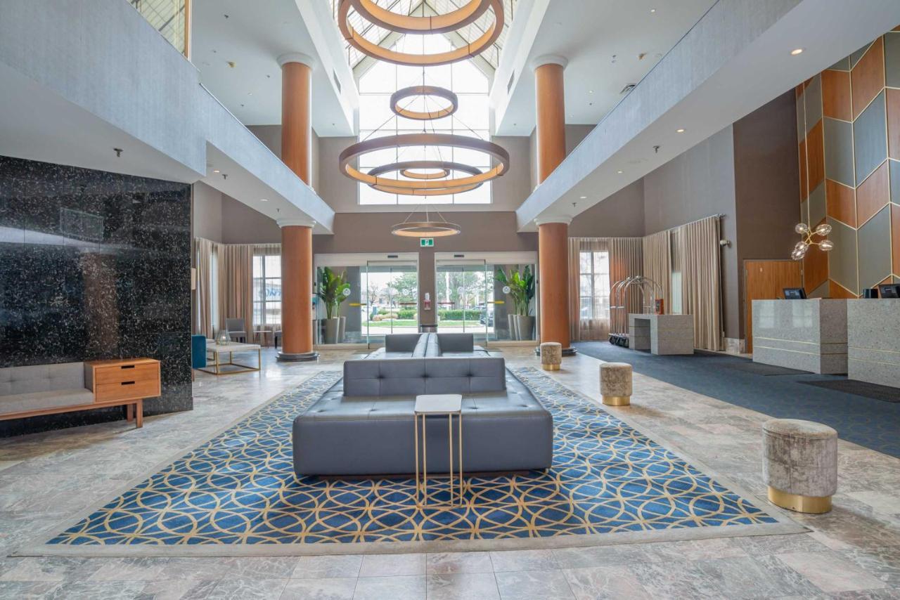 Hotel Sandman Signature 4*