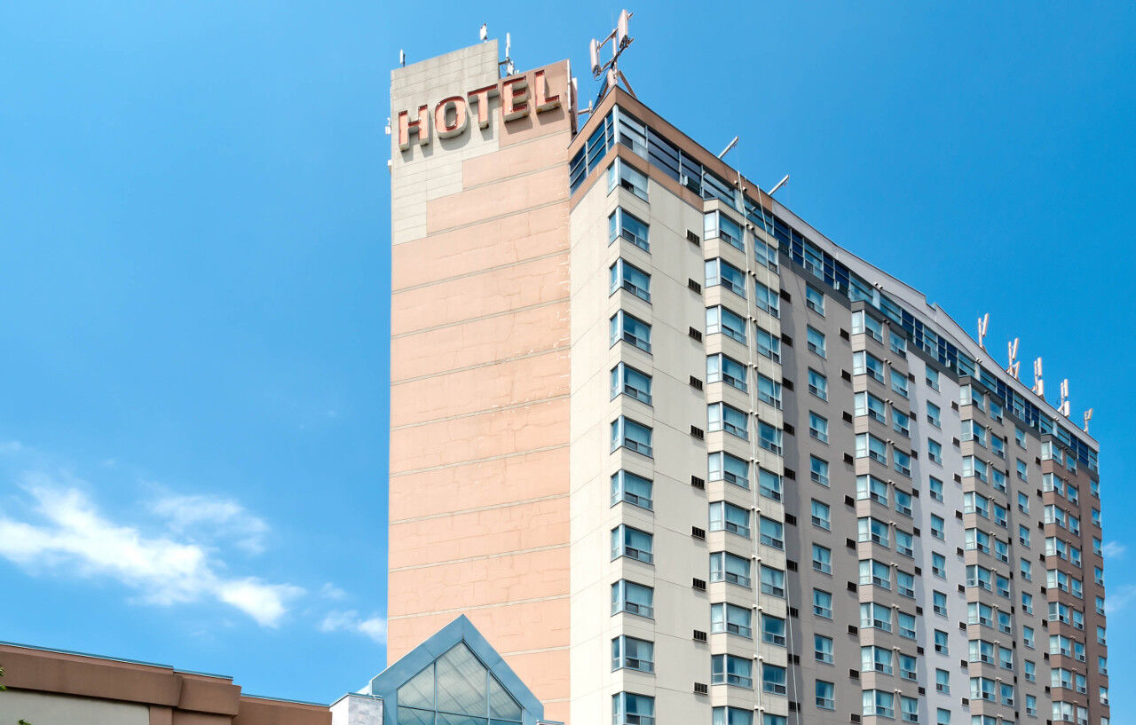 Sandman Signature 4* Mississauga