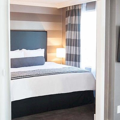 Sandman Signature Hotel Mississauga